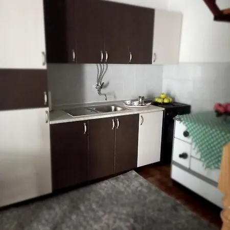 Apartment Country House White Queen *